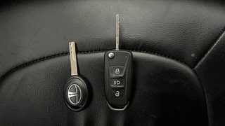 Used 2023 Tata Nexon XM Plus (S) Petrol Manual extra CAR KEY VIEW