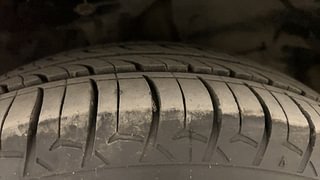 Used 2017 Honda Jazz S CVT Petrol Automatic tyres RIGHT FRONT TYRE TREAD VIEW