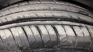 Used 2021 Renault Triber [2019-2021] RXL AMT Petrol Automatic tyres LEFT REAR TYRE TREAD VIEW