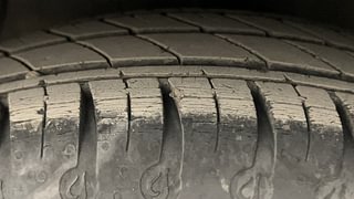 Used 2016 Hyundai Grand i10 Magna 1.2 Kappa VTVT Petrol Manual tyres LEFT FRONT TYRE TREAD VIEW