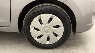 Used 2015 Maruti Suzuki Celerio ZXI Petrol Manual tyres RIGHT FRONT TYRE RIM VIEW
