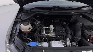 Used 2020 Volkswagen Vento  Highline Plus 1.2 (P) AT Petrol Automatic engine ENGINE RIGHT SIDE HINGE & APRON VIEW