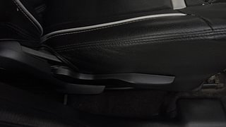 Used 2020 Maruti Suzuki Swift [2017-2021] VXi Petrol Manual top_features Driver height adjustable seat