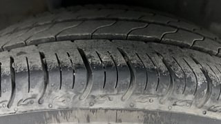 Used 2022 Honda Amaze 1.2 VX CVT i-VTEC Petrol Automatic tyres RIGHT REAR TYRE TREAD VIEW
