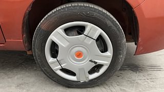 Used 2013 Maruti Suzuki Alto K10 [2010-2014] VXi Petrol Manual tyres RIGHT FRONT TYRE RIM VIEW