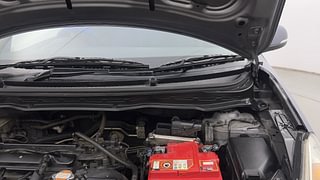 Used 2011 Hyundai i20 [2008-2012] Sportz 1.2 Petrol Manual engine ENGINE LEFT SIDE HINGE & APRON VIEW