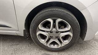 Used 2019 Hyundai Elite i20 [2018-2020] Asta 1.2 Petrol Manual tyres RIGHT FRONT TYRE RIM VIEW