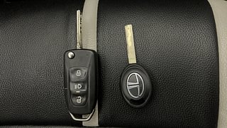 Used 2019 Tata Nexon [2017-2020] XMA AMT Petrol Petrol Automatic extra CAR KEY VIEW