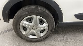 Used 2019 Tata Nexon [2017-2020] XMA AMT Petrol Petrol Automatic tyres RIGHT REAR TYRE RIM VIEW