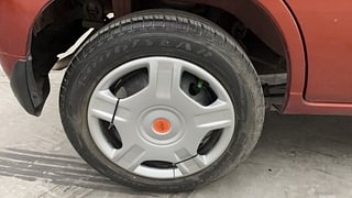 Used 2013 Maruti Suzuki Alto K10 [2010-2014] VXi Petrol Manual tyres RIGHT REAR TYRE RIM VIEW