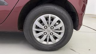 Used 2015 hyundai i10 Sportz 1.1 Petrol Petrol Manual tyres LEFT REAR TYRE RIM VIEW