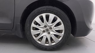 Used 2015 Maruti Suzuki Baleno [2015-2019] Alpha Petrol Petrol Manual tyres RIGHT FRONT TYRE RIM VIEW