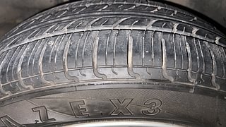 Used 2019 Maruti Suzuki Ciaz Delta Petrol Petrol Manual tyres RIGHT REAR TYRE TREAD VIEW