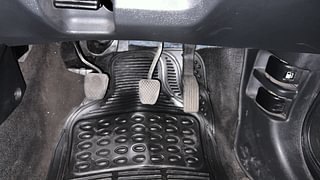 Used 2017 Honda WR-V [2017-2020] i-DTEC VX Diesel Manual interior PEDALS VIEW