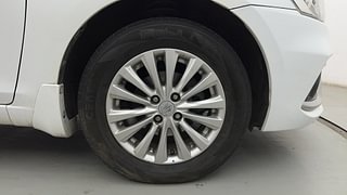 Used 2019 Maruti Suzuki Ciaz Delta Petrol Petrol Manual tyres RIGHT FRONT TYRE RIM VIEW
