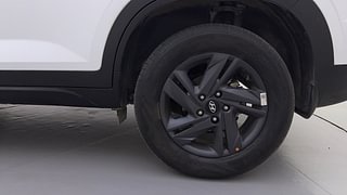 Used 2022 Hyundai Creta S Plus Turbo DCT Petrol Automatic tyres LEFT REAR TYRE RIM VIEW