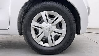 Used 2019 Datsun Redi-GO [2015-2019] S 1.0 AMT Petrol Automatic tyres RIGHT FRONT TYRE RIM VIEW