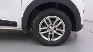 Used 2021 Renault Triber [2019-2021] RXL AMT Petrol Automatic tyres RIGHT FRONT TYRE RIM VIEW