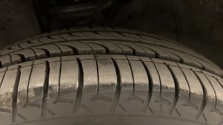 Used 2017 Maruti Suzuki Ignis [2017-2020] Delta MT Petrol Petrol Manual tyres LEFT FRONT TYRE TREAD VIEW