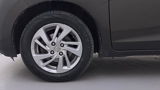 Used 2019 honda Jazz VX CVT Petrol Automatic tyres LEFT FRONT TYRE RIM VIEW