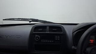 Used 2020 renault Kwid RXL(O) 1.0 Petrol MT SCE Petrol Manual top_features Integrated (in-dash) music system