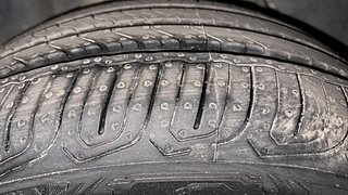 Used 2020 Ford Freestyle [2017-2021] Titanium 1.2 Petrol Manual tyres RIGHT REAR TYRE TREAD VIEW
