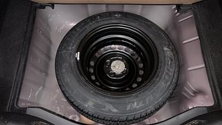 Used 2017 honda Jazz V CVT Petrol Automatic tyres SPARE TYRE VIEW