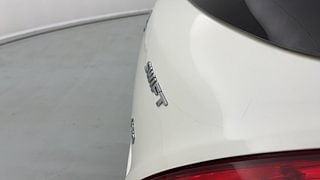 Used 2017 Maruti Suzuki Swift [2011-2017] VXi Petrol Manual dents MINOR SCRATCH