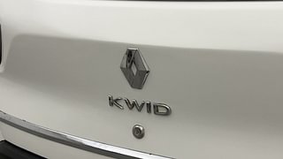 Used 2016 Renault Kwid [2015-2019] RXT Petrol Manual dents MINOR SCRATCH