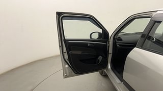Used 2014 Maruti Suzuki Swift [2011-2017] VXi Petrol Manual interior LEFT FRONT DOOR OPEN VIEW