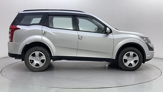 Used 2018 Mahindra XUV500 W6 AT Diesel Automatic exterior RIGHT SIDE VIEW
