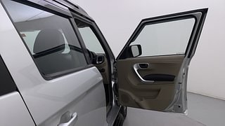 Used 2018 Mahindra TUV300 [2015-2020] T10 Diesel Manual interior RIGHT FRONT DOOR OPEN VIEW