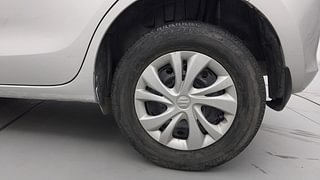 Used 2020 Maruti Suzuki Swift [2017-2021] VXi Petrol Manual tyres LEFT REAR TYRE RIM VIEW