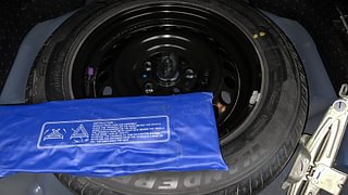 Used 2022 Maruti Suzuki Brezza ZXI Plus AT Petrol Automatic tyres SPARE TYRE VIEW