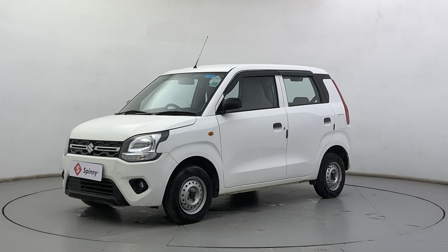 LEFT FRONT CORNER VIEW