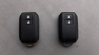 Used 2022 Maruti Suzuki XL6 [2019-2022] Alpha AT Petrol Petrol Automatic extra CAR KEY VIEW