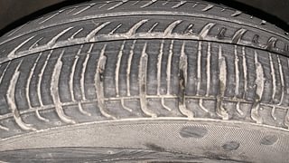 Used 2016 Maruti Suzuki Alto 800 VXi Petrol Manual tyres LEFT FRONT TYRE TREAD VIEW