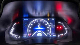 Used 2021 Renault Kiger RXZ 1.0 Turbo MT Petrol Manual interior CLUSTERMETER VIEW