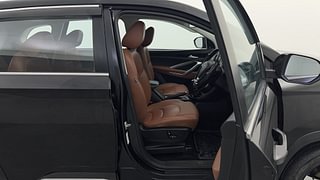 Used 2020 MG Motors Hector Plus Sharp 1.5 Petrol Turbo Hybrid MT 6-STR Petrol Manual interior RIGHT SIDE FRONT DOOR CABIN VIEW