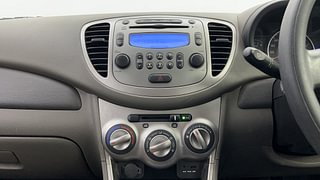 Used 2015 hyundai i10 Sportz 1.1 Petrol Petrol Manual interior MUSIC SYSTEM & AC CONTROL VIEW