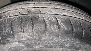 Used 2021 Renault Triber [2019-2021] RXL AMT Petrol Automatic tyres RIGHT FRONT TYRE TREAD VIEW