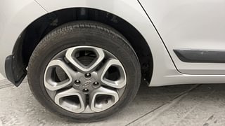 Used 2019 Hyundai Elite i20 [2018-2020] Asta 1.2 Petrol Manual tyres RIGHT REAR TYRE RIM VIEW