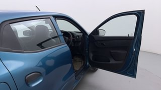 Used 2020 renault Kwid RXL(O) 1.0 Petrol MT SCE Petrol Manual interior RIGHT FRONT DOOR OPEN VIEW