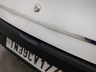 Used 2023 Renault Kwid 1.0 RXT SCE Petrol Manual dents MINOR DENT