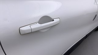 Used 2021 Renault Triber [2019-2021] RXL AMT Petrol Automatic dents MINOR SCRATCH