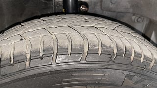 Used 2013 Honda Brio [2011-2016] S MT Petrol Manual tyres RIGHT FRONT TYRE TREAD VIEW