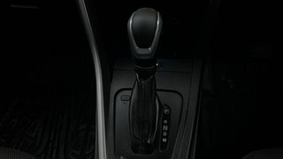 Used 2022 Maruti Suzuki Brezza ZXI Plus AT Petrol Automatic interior GEAR  KNOB VIEW