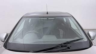 Used 2019 Renault Kwid [2016-2019] 1.0 RXT Petrol Manual exterior FRONT WINDSHIELD VIEW