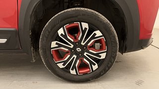Used 2021 Renault Kiger RXZ 1.0 Turbo MT Petrol Manual tyres RIGHT FRONT TYRE RIM VIEW
