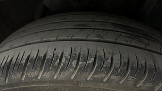 Used 2022 Hyundai Venue SX (O) 1.5 CRDi Diesel Manual tyres LEFT REAR TYRE TREAD VIEW